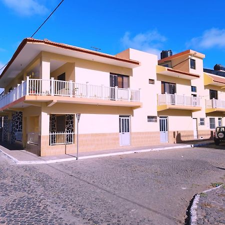 Pensao Dona Fica Apartment Tarrafal  Exterior photo
