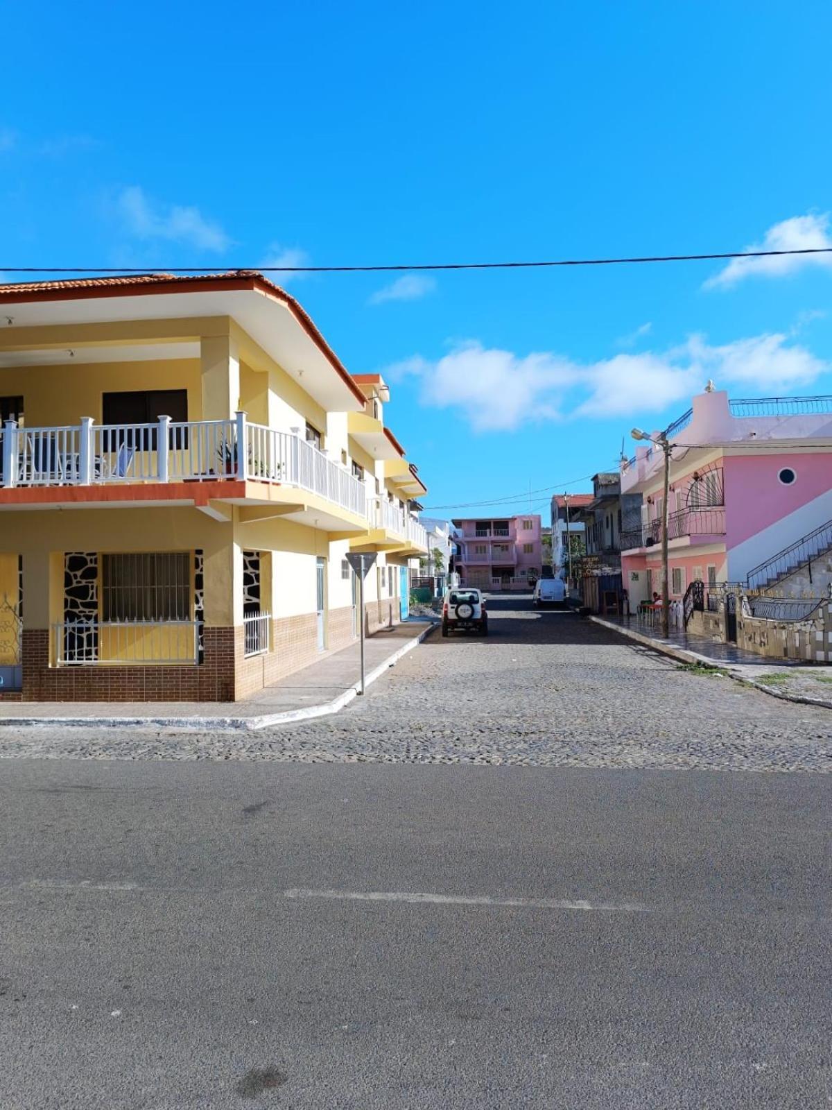 Pensao Dona Fica Apartment Tarrafal  Exterior photo
